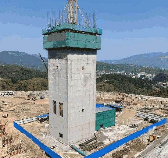 煙囪建筑公司與您攜手共創輝煌！